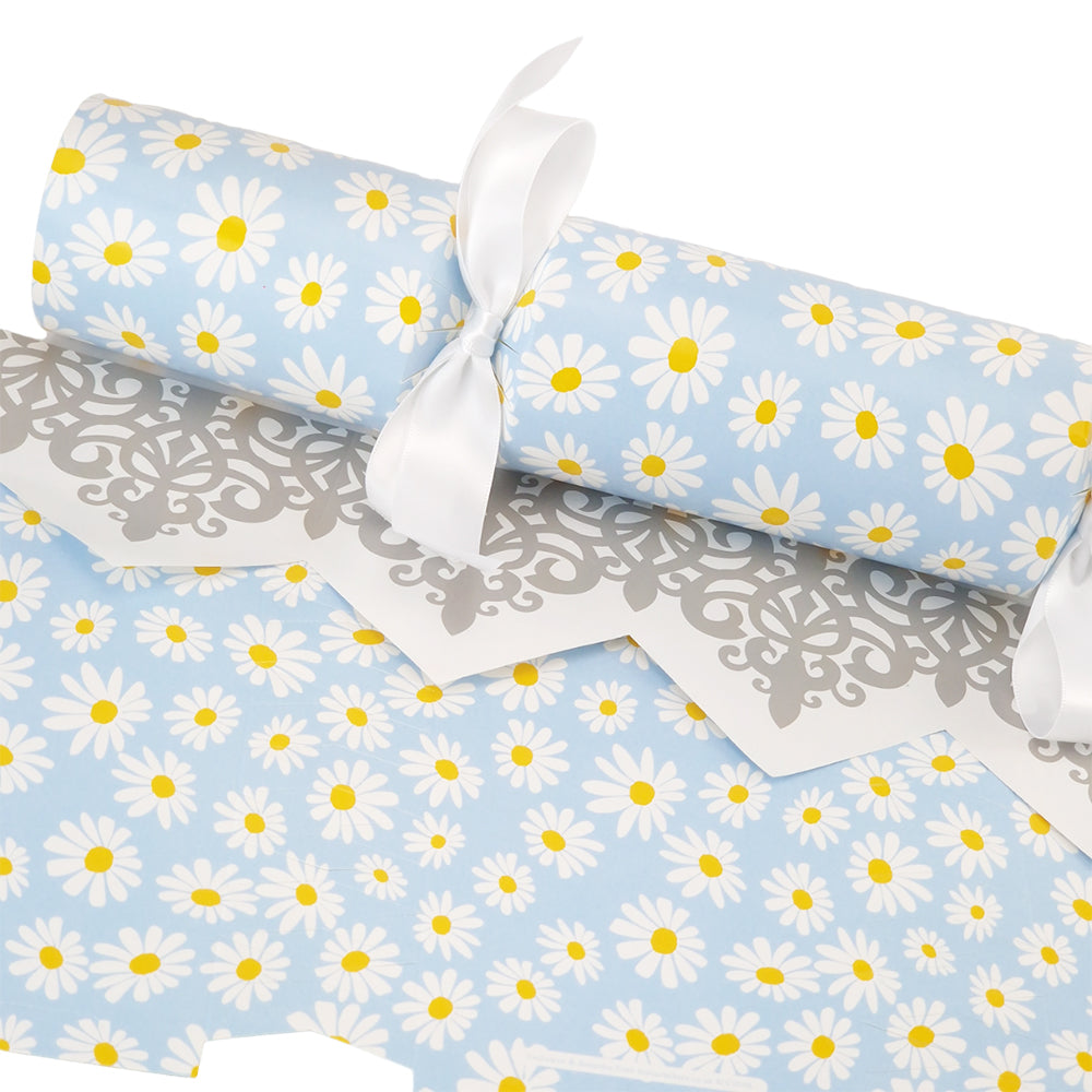 Blue Daisy Flower | Cracker Making Craft Kit | Make &amp; Fill Your Own