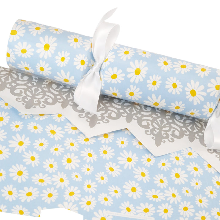 Blue Daisy Flower | Cracker Making Craft Kit | Make &amp; Fill Your Own