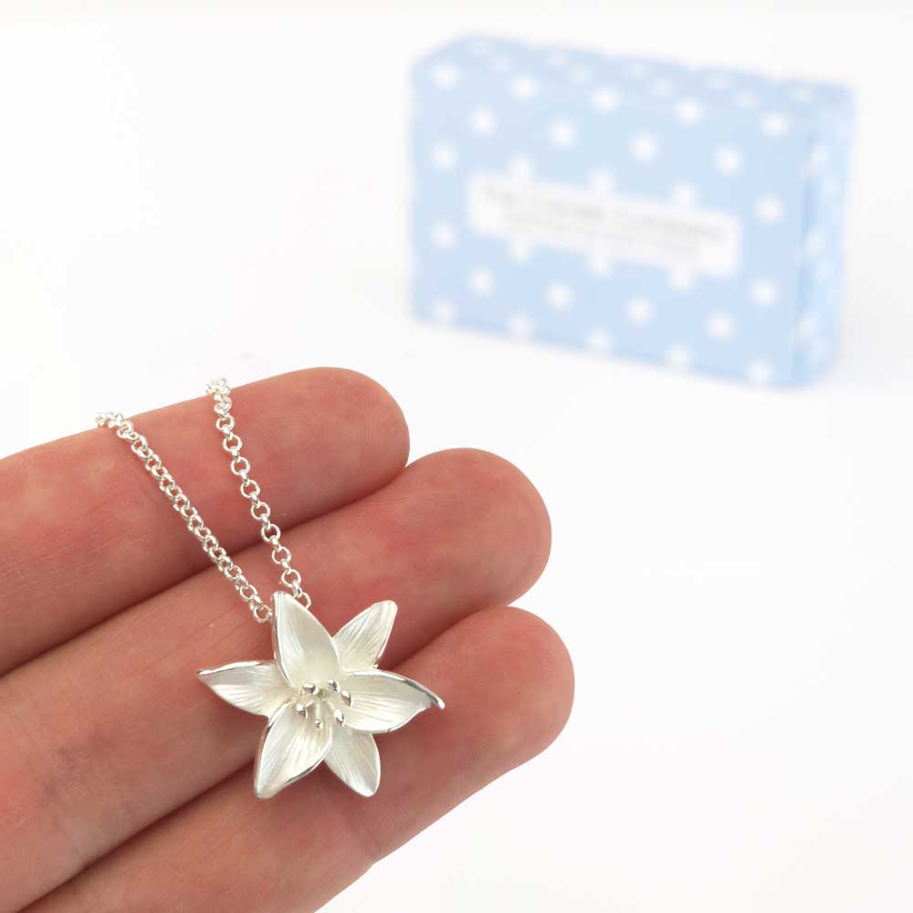 Lily Flower | Pendant on Chain | Pearlescent White | Mini Gift | Cracker Filler