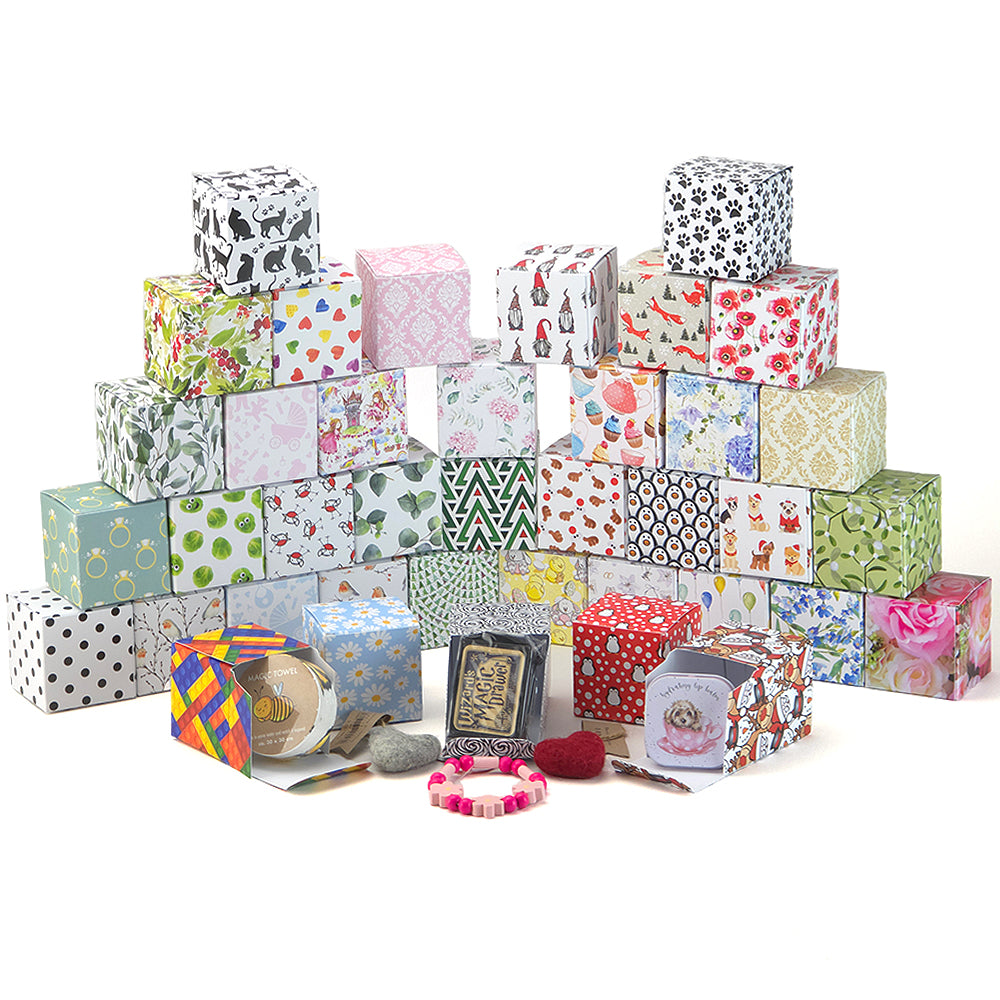 Monochrome Dots | Mini Gift Box | 5cm Cube | 6 Boxes