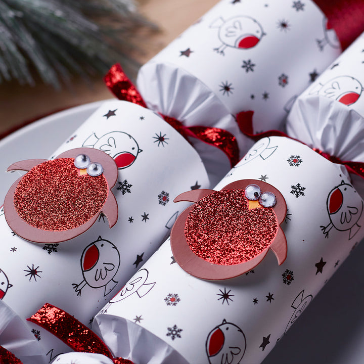 Racing Robin Game | Chunky Christmas Crackers | 6 Pack | Ready Made