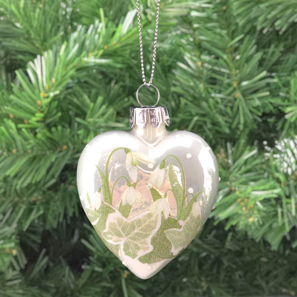 Snowdrops & Ivy | Pearl White Glass Heart Christmas Bauble | 7cm | Gisela Graham