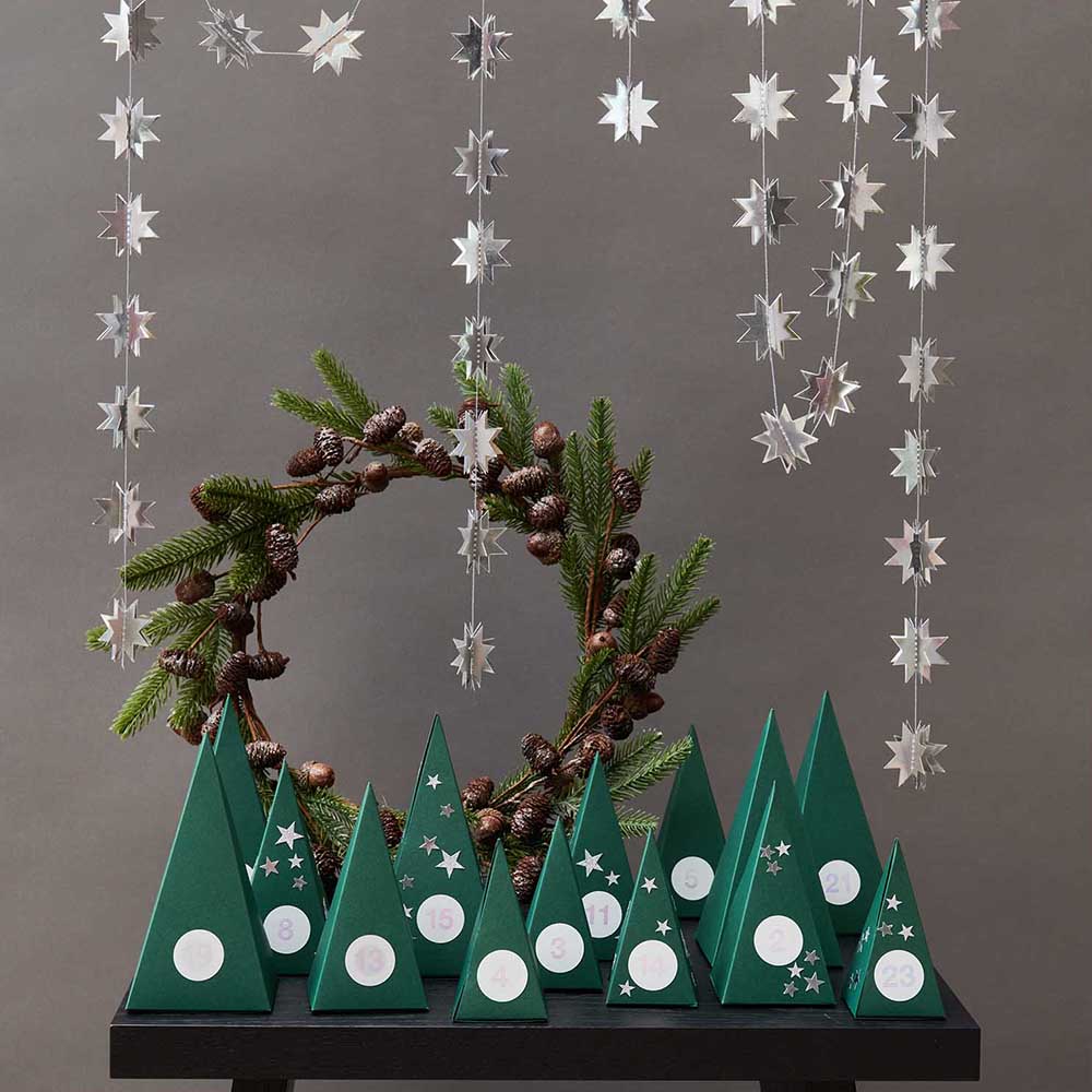 Green | 24 Tree Shaped Advent Calendar Boxes | 4 x 8 x 10cm | Mixed Sizes