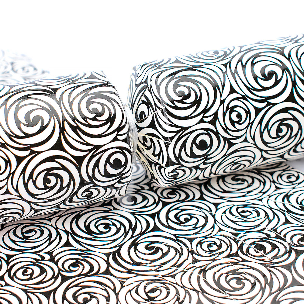 Black Rose | Cracker Making Craft Kit | Make &amp; Fill Your Own