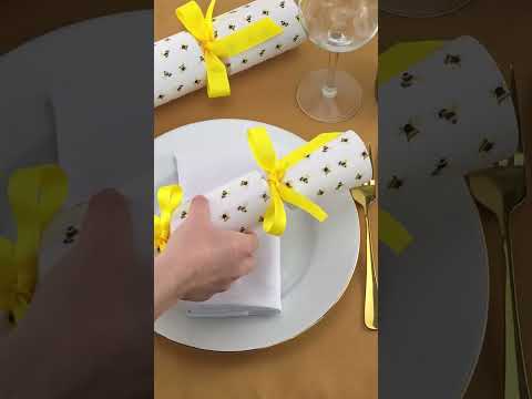 Watercolour Bee | Cracker Making Craft Kit | Make and Fill Your Own