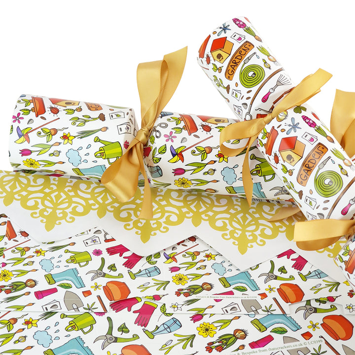 In the Garden | Cracker Making Craft Kit | Make &amp; Fill Your Own